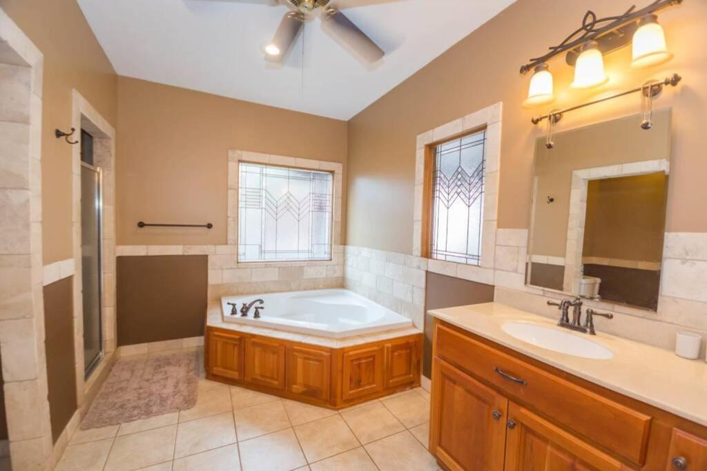 Christmas Lodge-Secluded Near Downtown Blue Ridge Εξωτερικό φωτογραφία