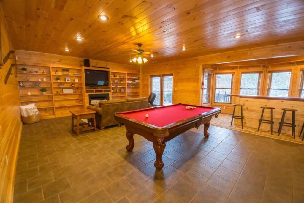 Christmas Lodge-Secluded Near Downtown Blue Ridge Εξωτερικό φωτογραφία